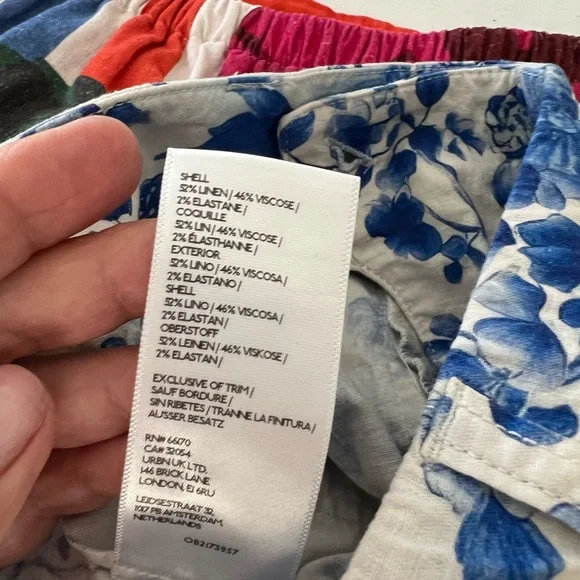 Maeve Blue Floral Cropped Pants - Picture 5 of 11